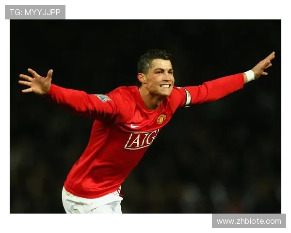 C罗重返曼联，开启全新征程，状态备受关注
