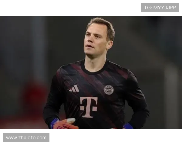 诺伊尔与卡西利亚斯：反应型与出击型门将风格对比